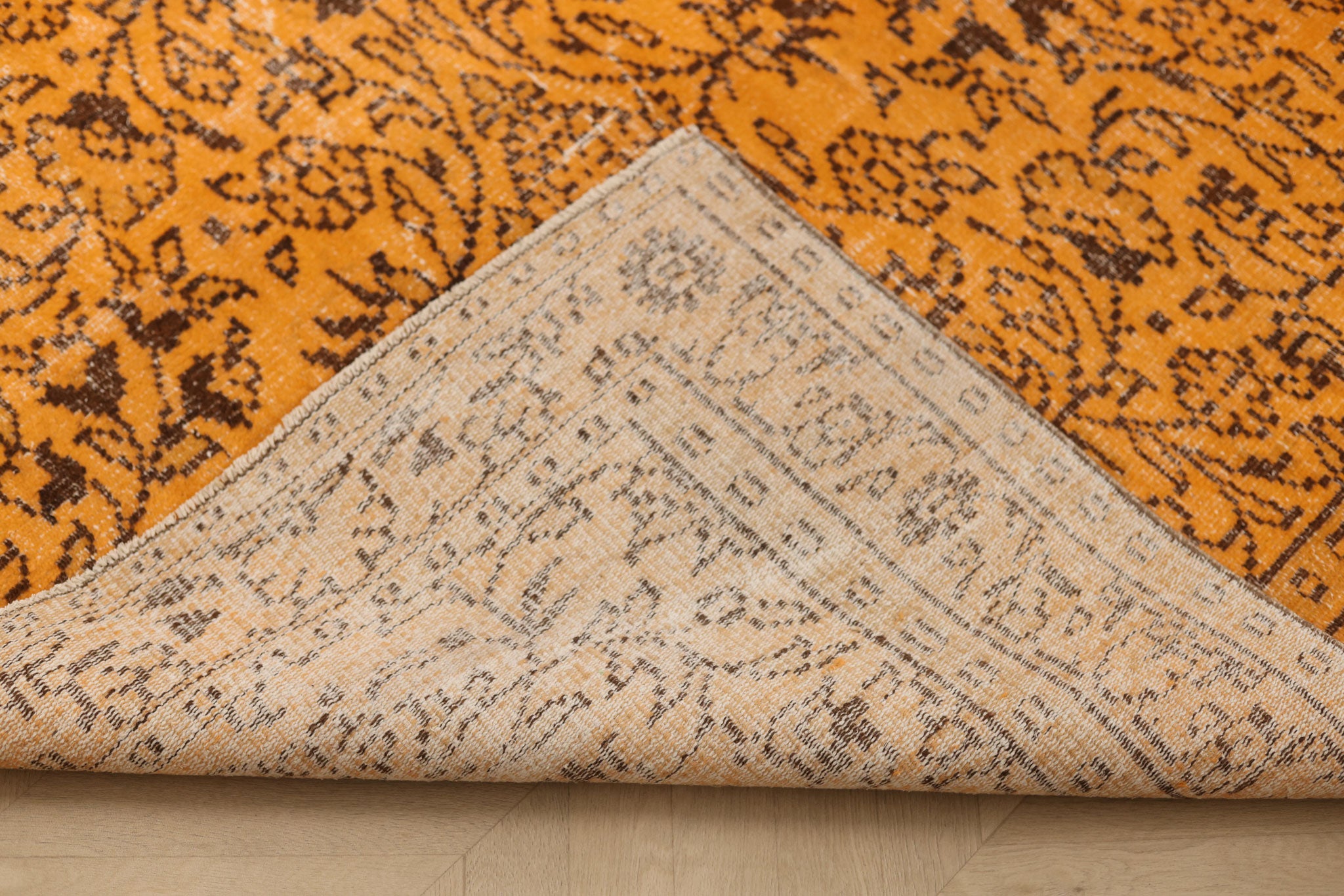 Vintage Isparta Turkish Area Rug 5x9 ft — Orange Floral (No. 55603)