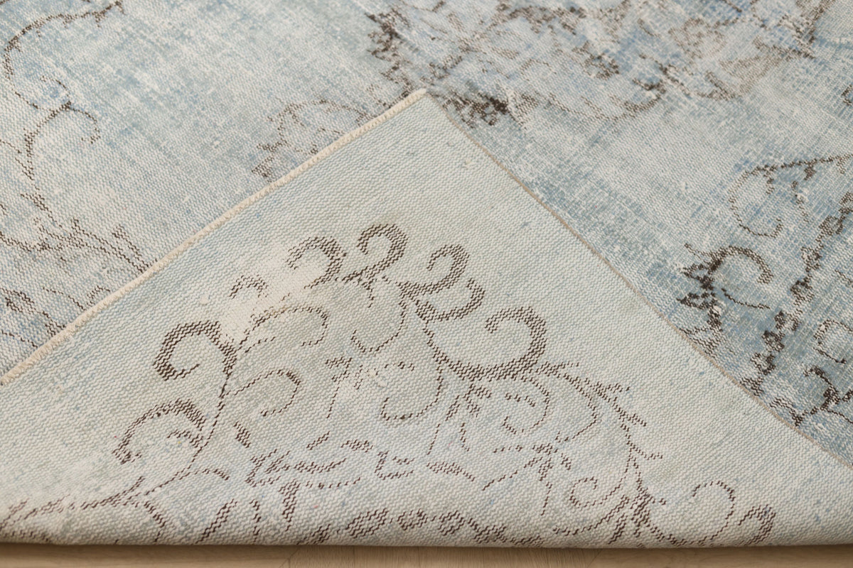 Vintage Manisa Turkish Area Rug 5x9 ft — Blue & Gray Floral