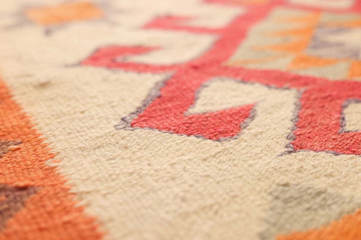 Vintage Southeastern Persian Style Kilim Runner Rug 3x11 ft — Beige & Red Geometric