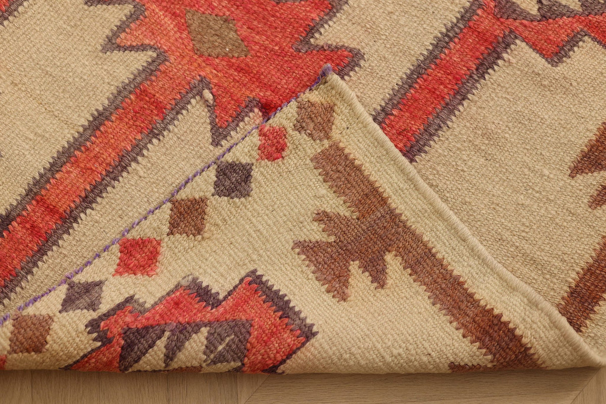 Vintage Southeastern Persian Style Kilim Runner Rug 4x11 ft — Beige & Orange Geometric