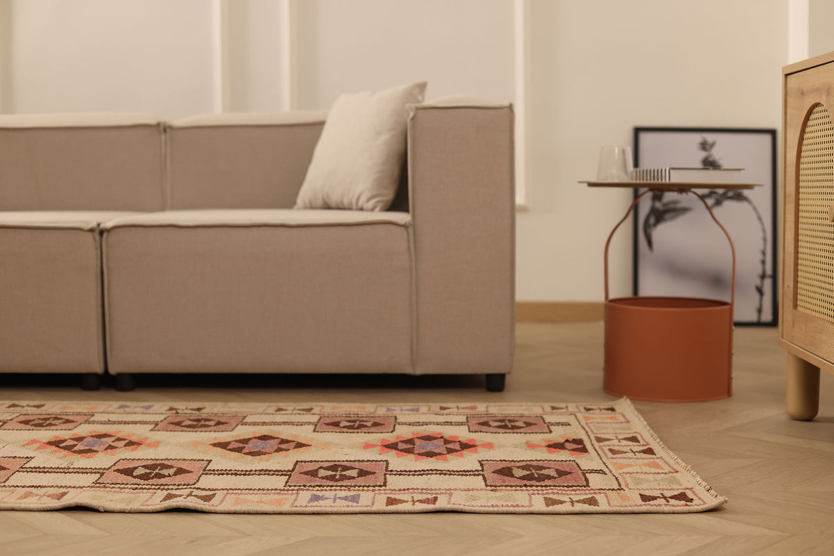 Hameriel Persian Style Kilim Runner Rug