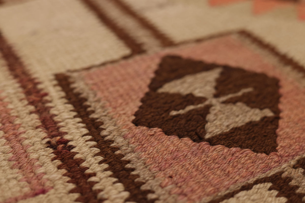 Hameriel Persian Style Kilim Runner Rug