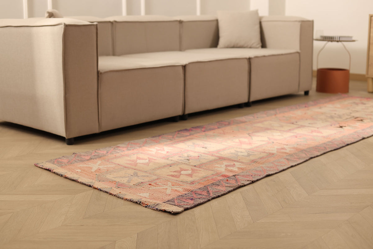 Ishureth Persian Style Kilim Runner Rug
