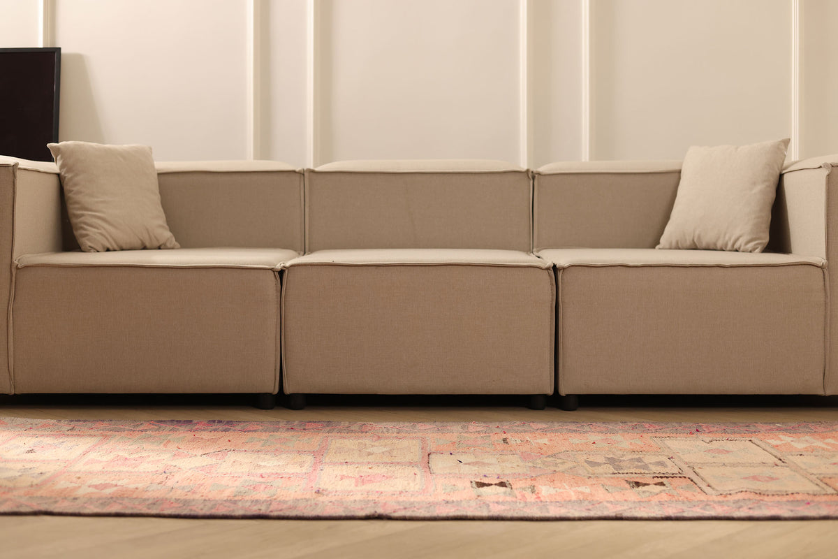 Ishureth Persian Style Kilim Runner Rug