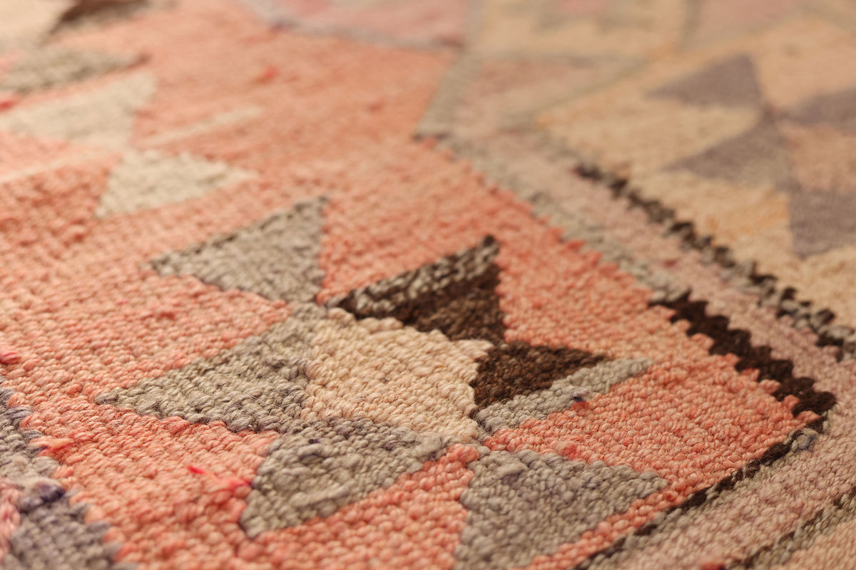 Ishureth Persian Style Kilim Runner Rug