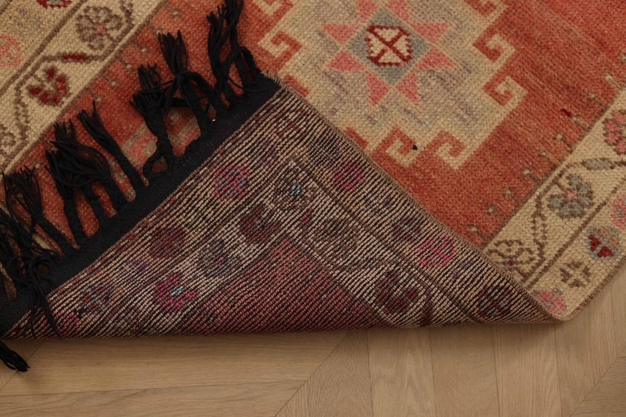 Wsenur Persian Style Runner Rug