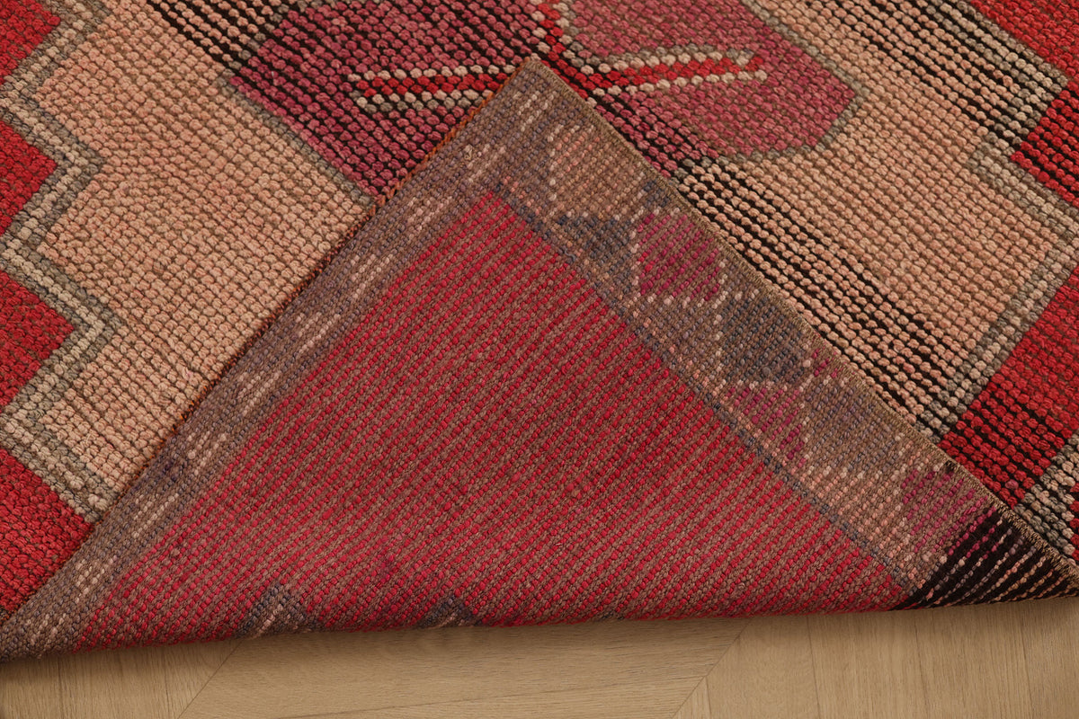 Ishurek Persian Style Runner Rug
