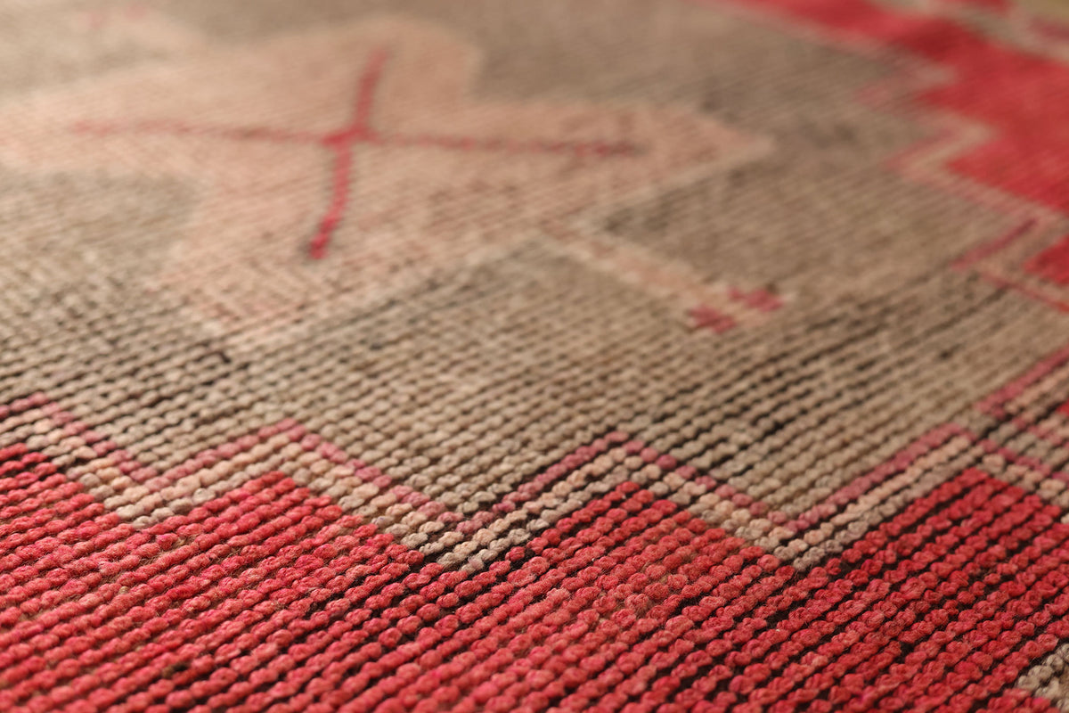 Ishurek Persian Style Runner Rug