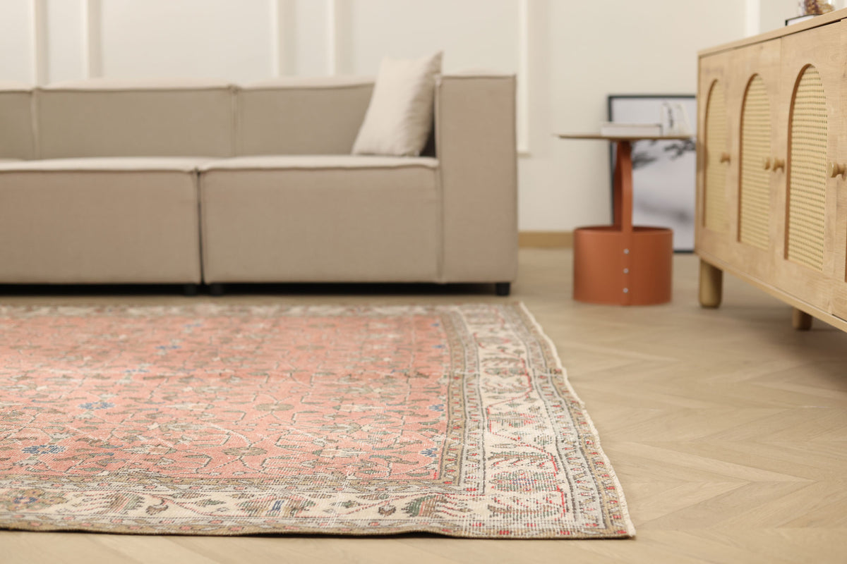 Vintage Isparta Turkish Area Rug 7x10 ft — Red Floral