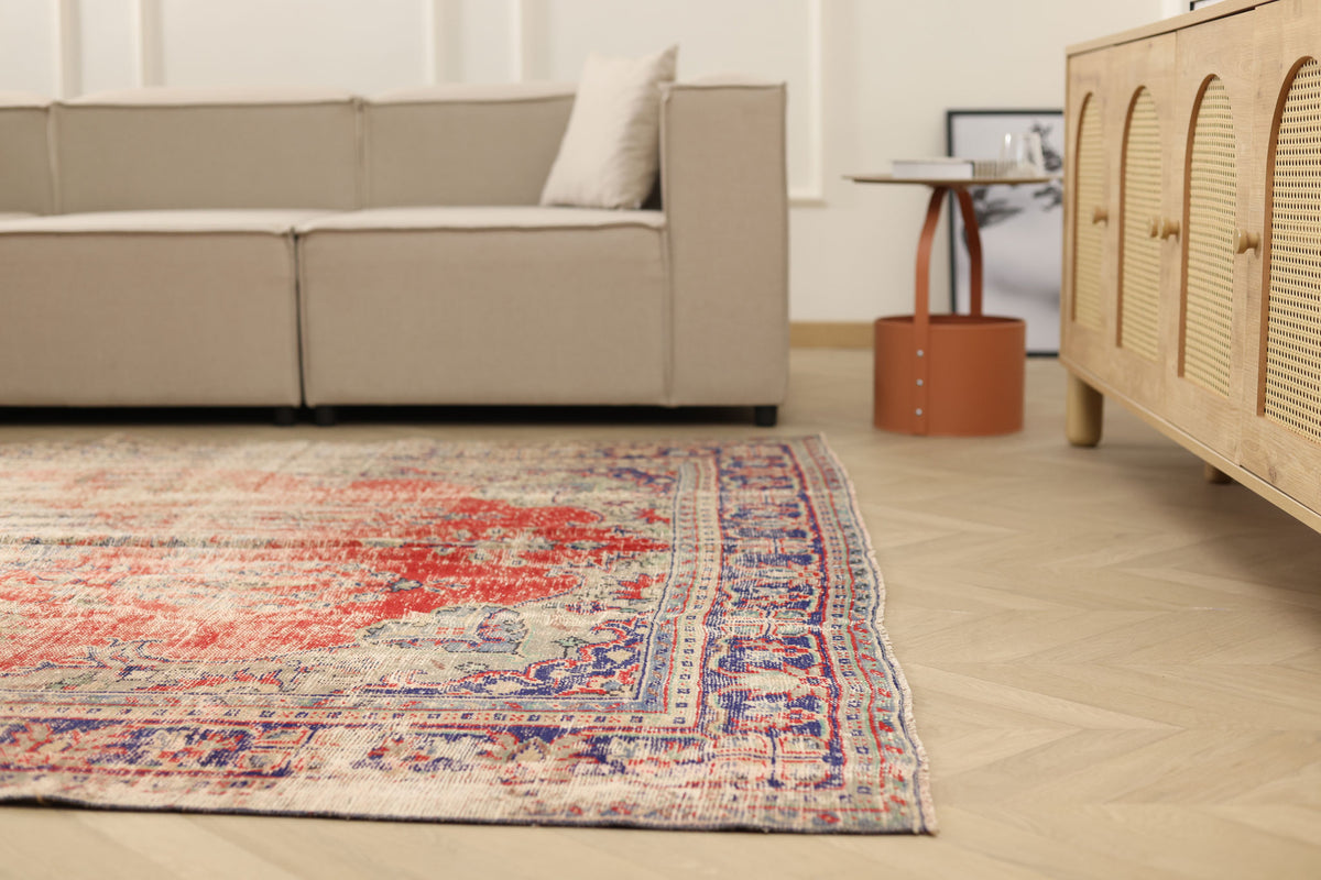 Vintage Manisa Turkish Area Rug 7x9 ft — Red Floral