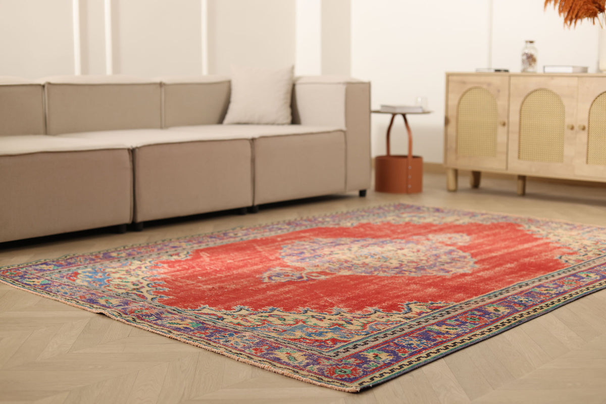 Vintage Manisa Turkish Area Rug 6x8 ft — Red Floral