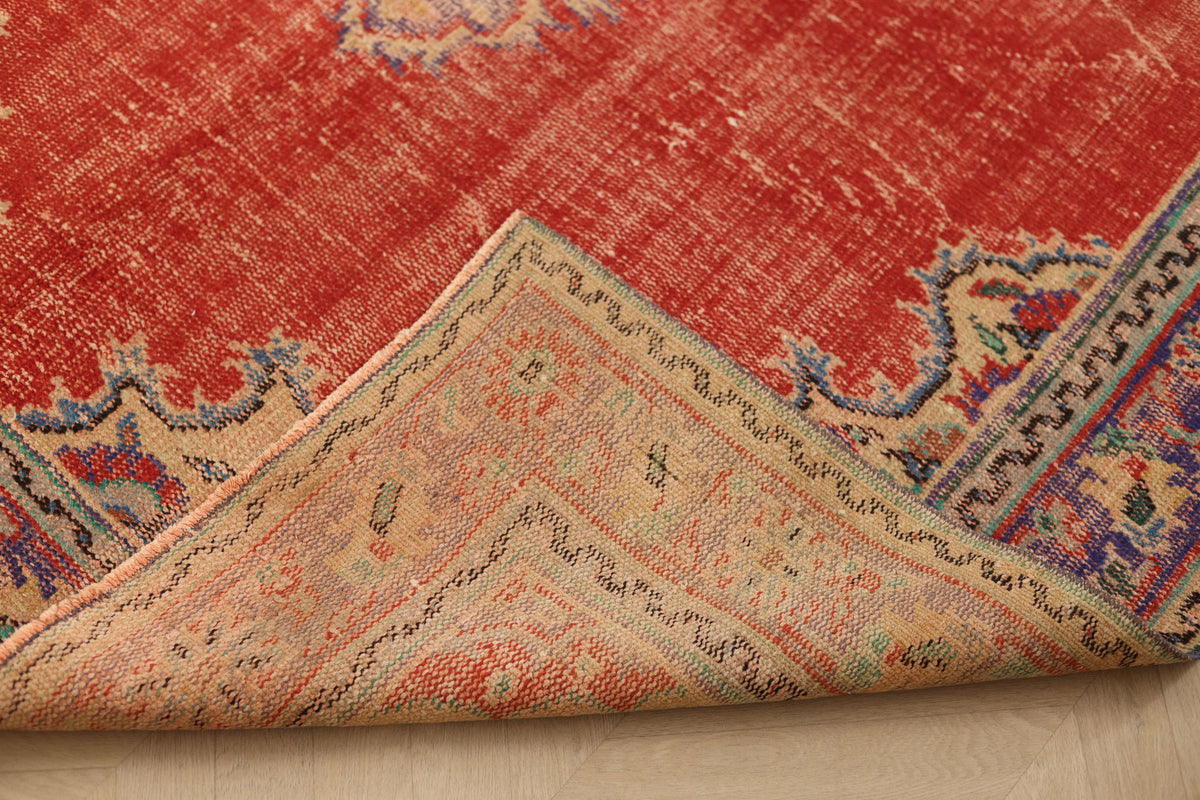 Vintage Manisa Turkish Area Rug 6x8 ft — Red Floral