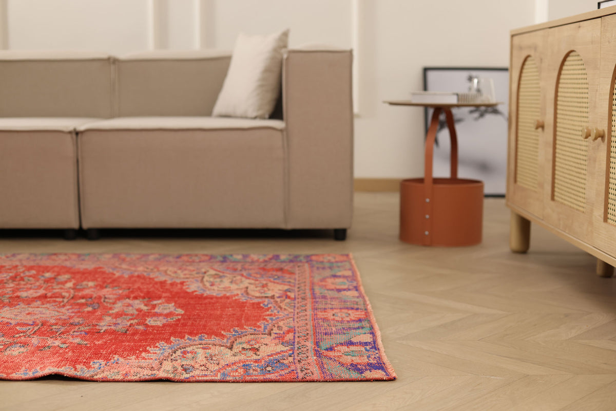 Vintage Manisa Turkish Area Rug 4x6 ft — Red Floral