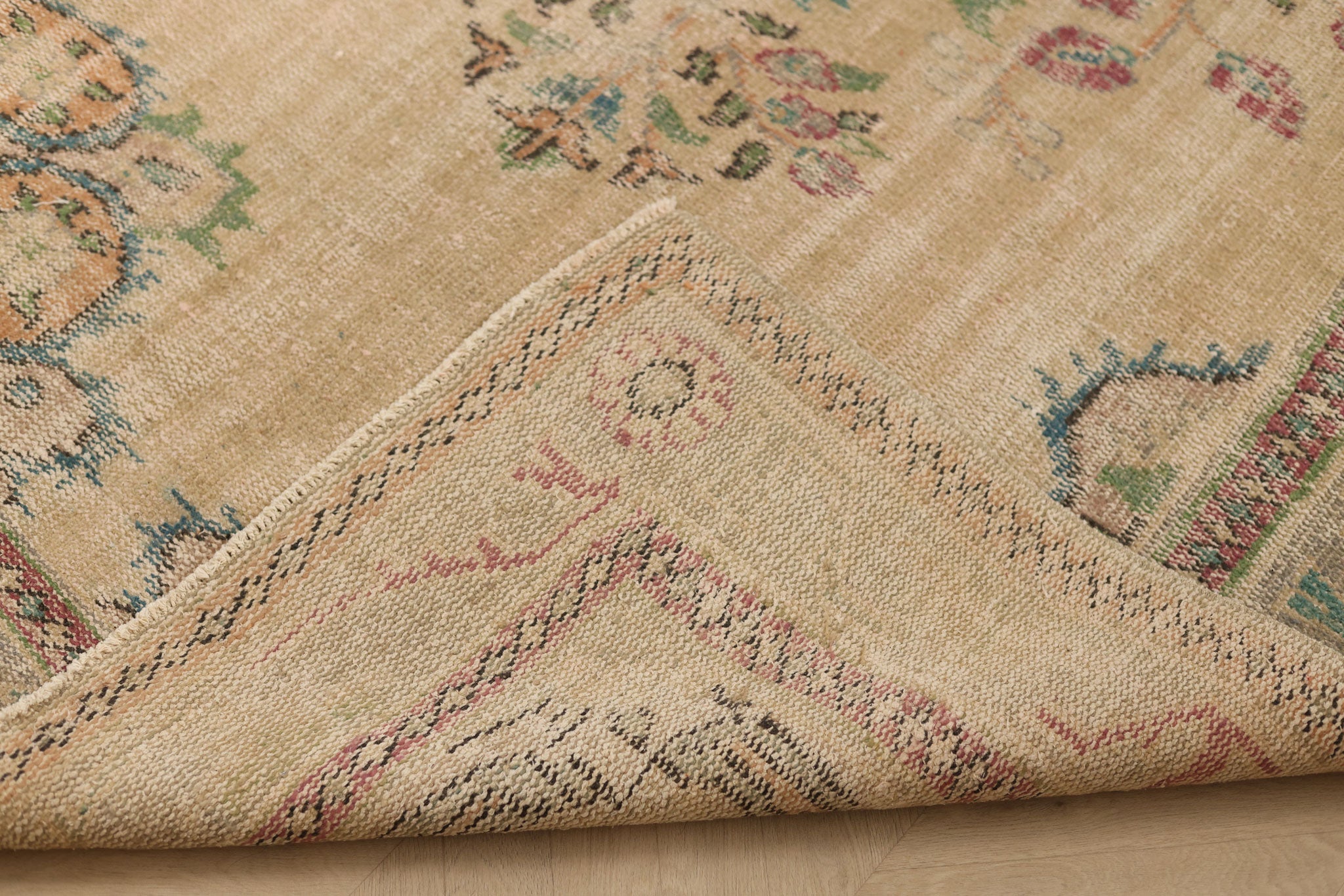 Vintage Manisa Turkish Area Rug 5x9 ft — Beige Floral (No. 57785)