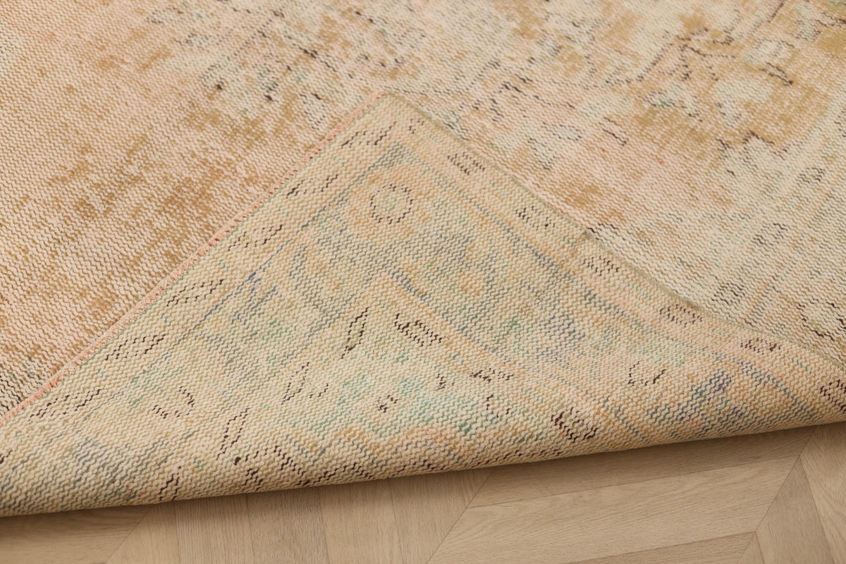 Vintage Manisa Turkish Area Rug 5x9 ft — Beige Distressed (No. 57802)