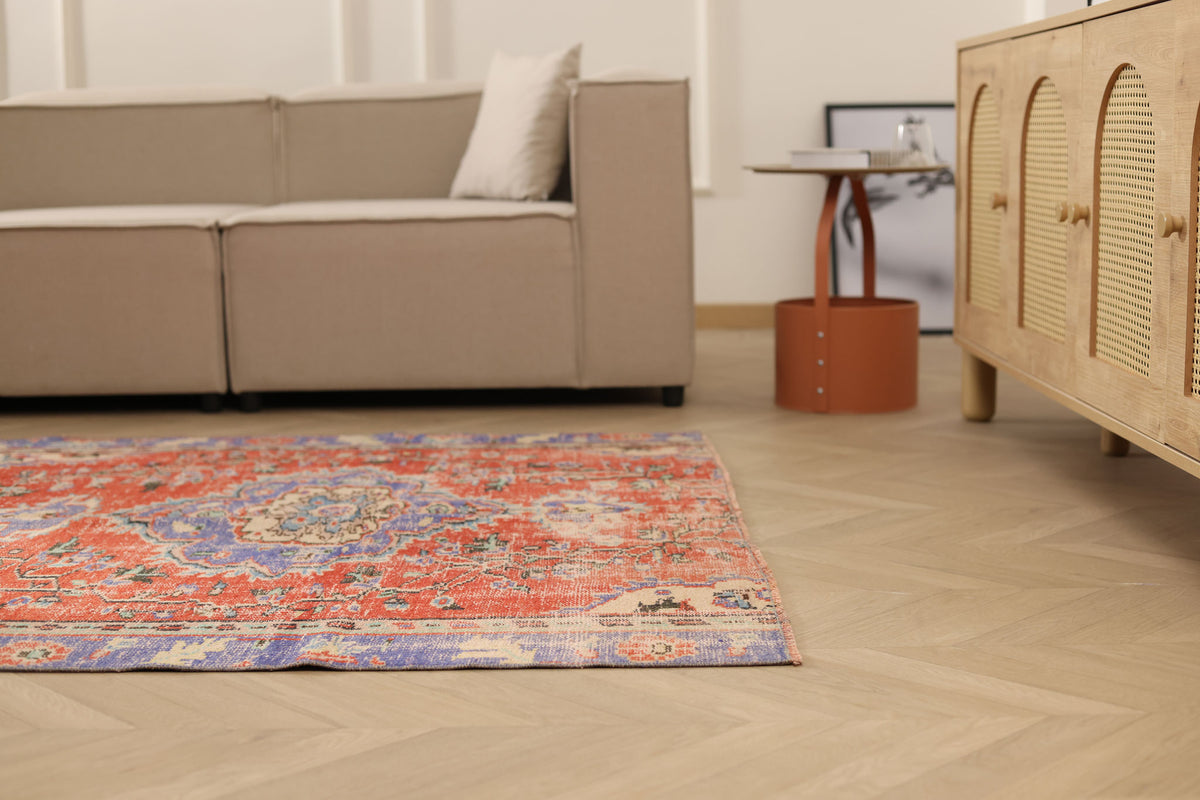 Vintage Manisa Turkish Area Rug 5x6 ft — Red & Blue Floral