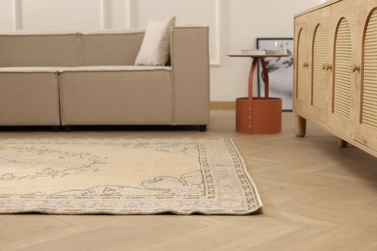 Vintage Manisa Turkish Area Rug 5x9 ft — Beige Distressed (No. 57818)