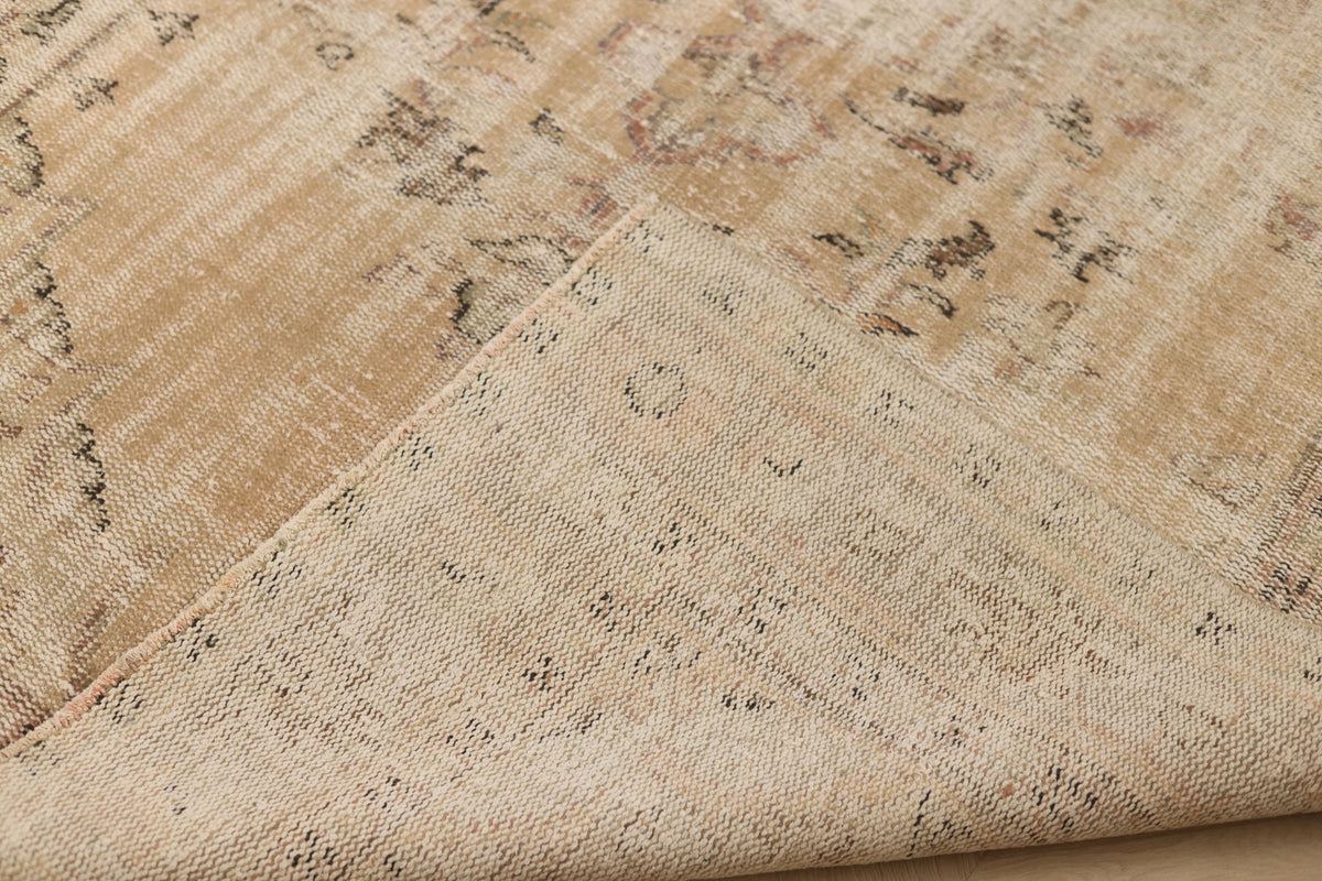 Vintage Manisa Turkish Area Rug 5x8 ft — Beige Distressed