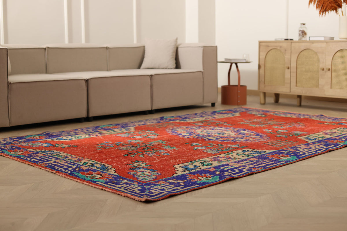 Vintage Manisa Turkish Area Rug 6x10 ft — Red Distressed