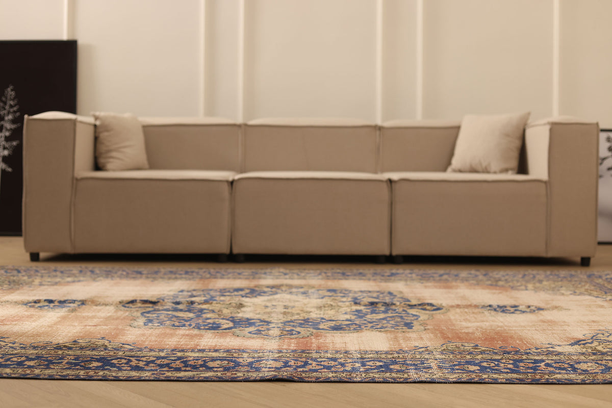 Vintage Isparta Turkish Area Rug 6x10 ft — Blue & Pink Floral