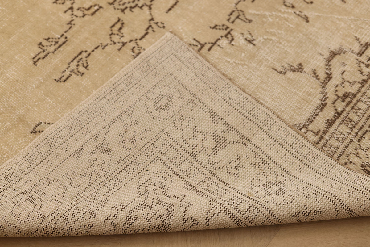 Vintage Manisa Turkish Area Rug 6x10 ft — Beige & Brown Floral