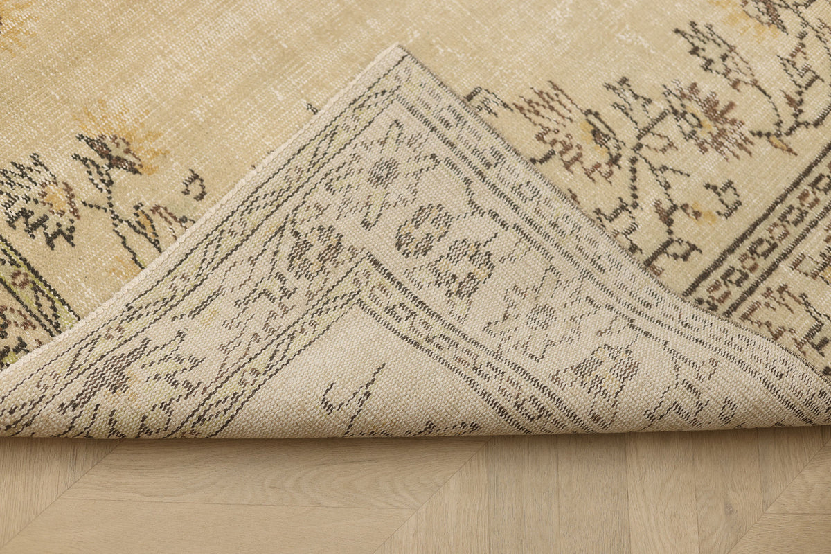 Vintage Manisa Turkish Area Rug 6x9 ft — Beige Floral (No. 58798)