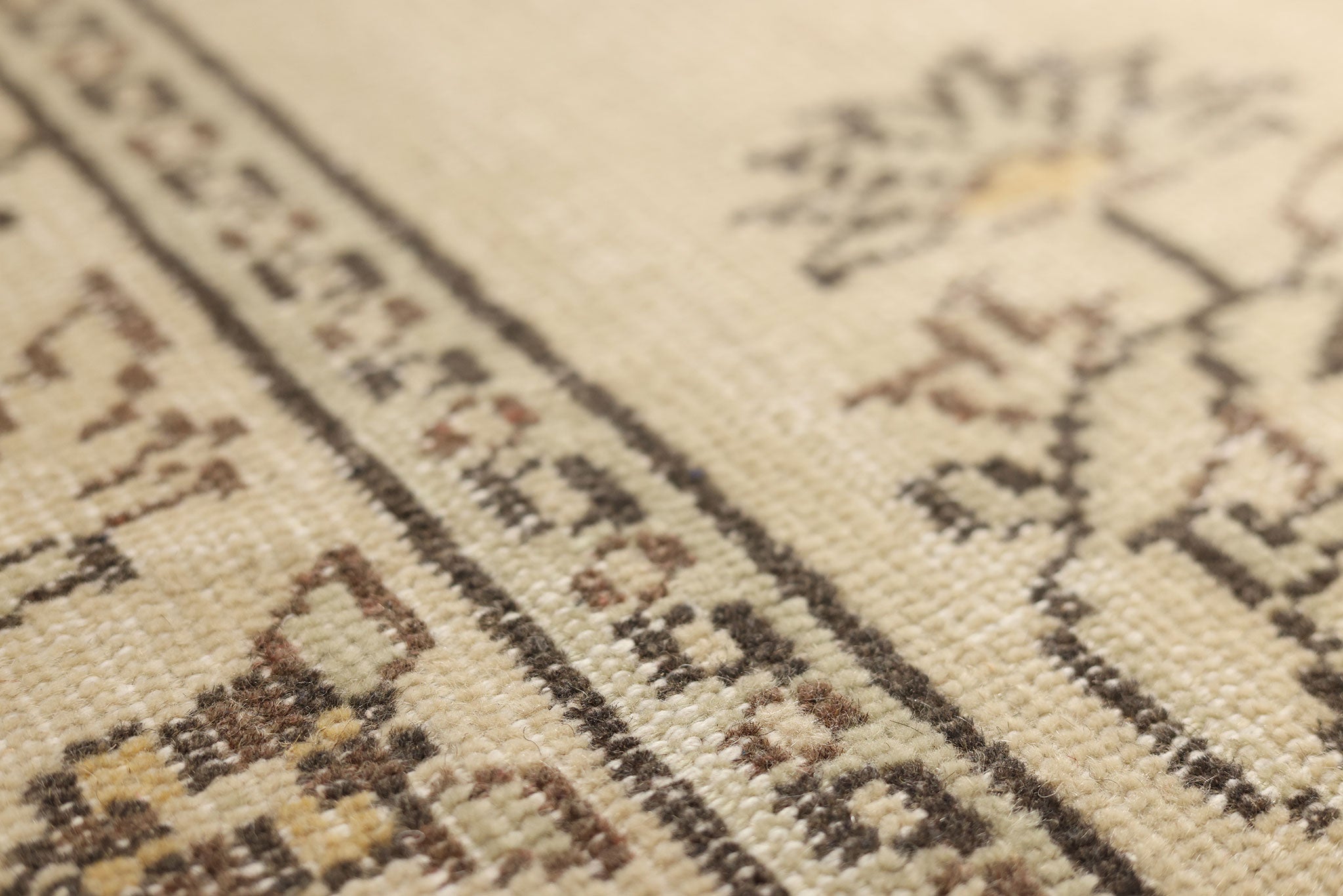 Vintage Manisa Turkish Area Rug 6x9 ft — Beige Floral (No. 58798)