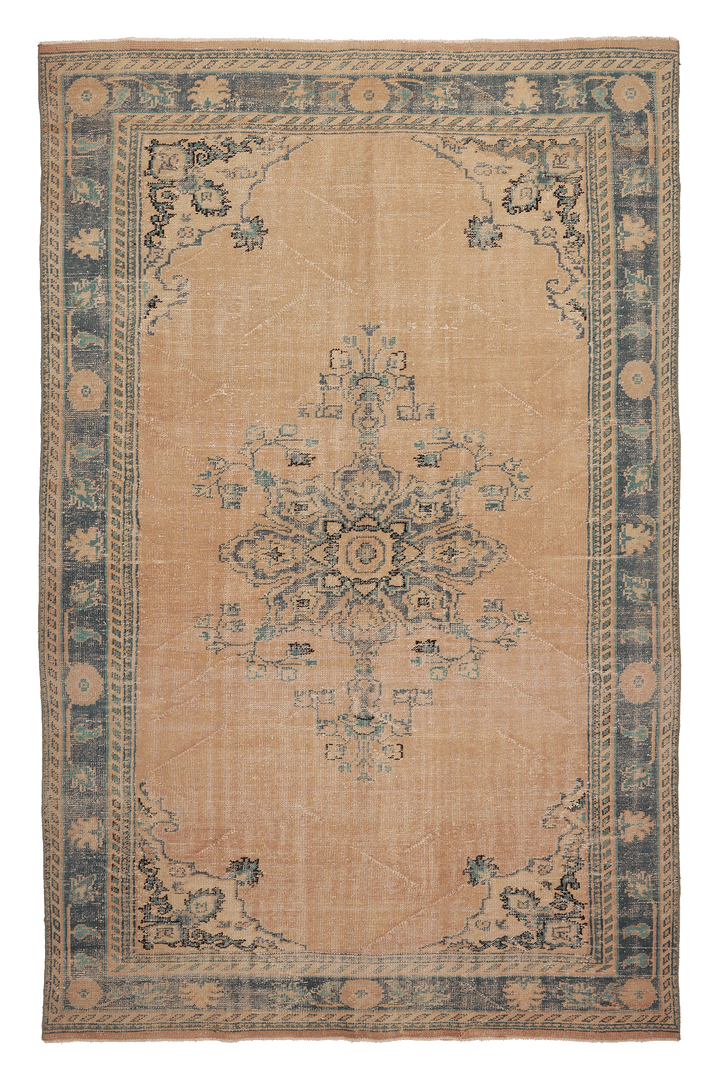 Vintage Manisa Turkish Area Rug 6x10 ft — Beige & Blue Floral