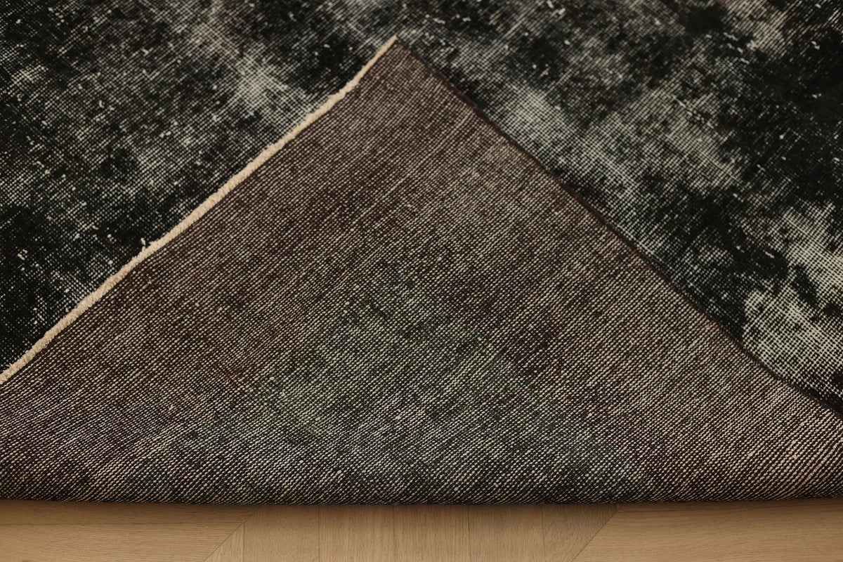 Vintage Isparta Turkish Area Rug 6x10 ft — Gray Overdyed (No. 58800)
