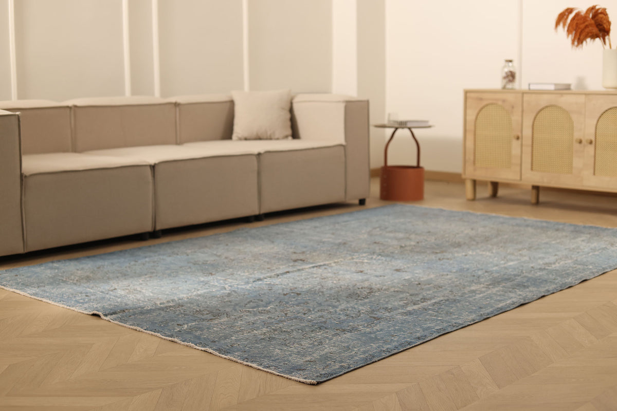 Vintage Isparta Turkish Area Rug 6x9 ft — Gray & Blue Overdyed