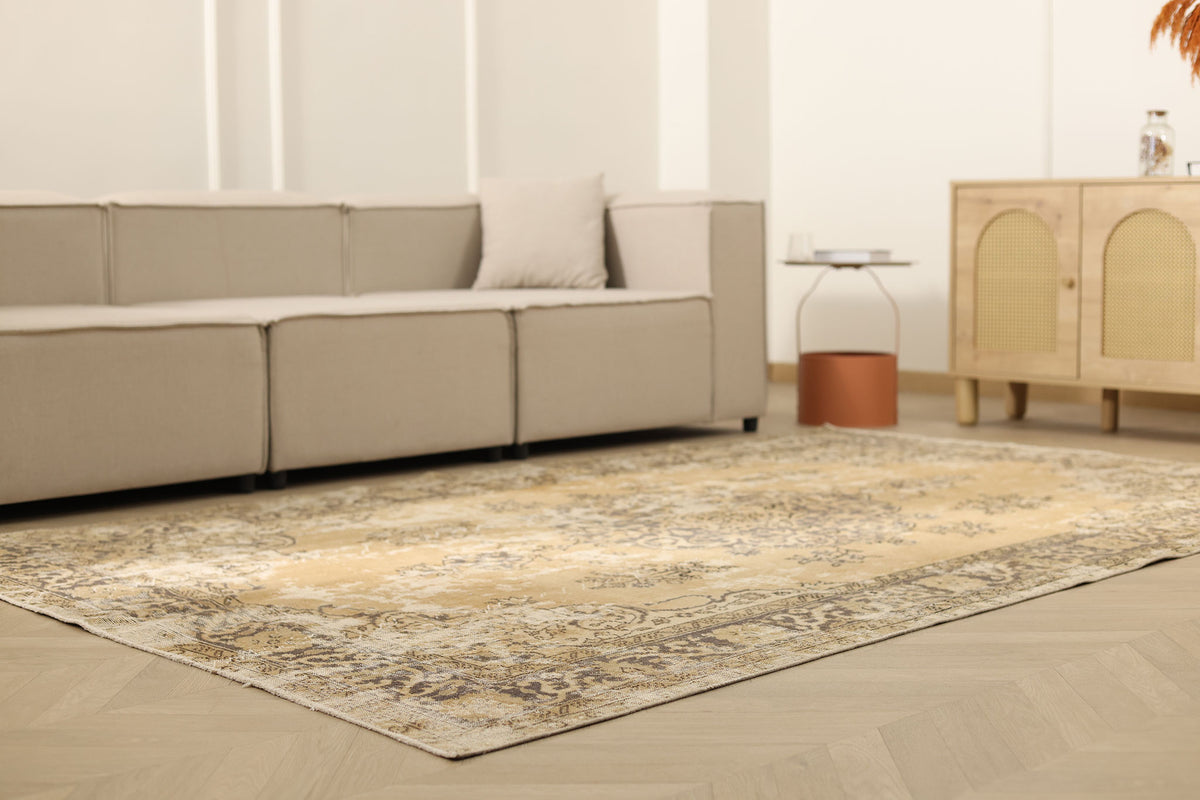 Vintage Isparta Turkish Area Rug 6x9 ft — Beige & Brown Floral (No. 58821)