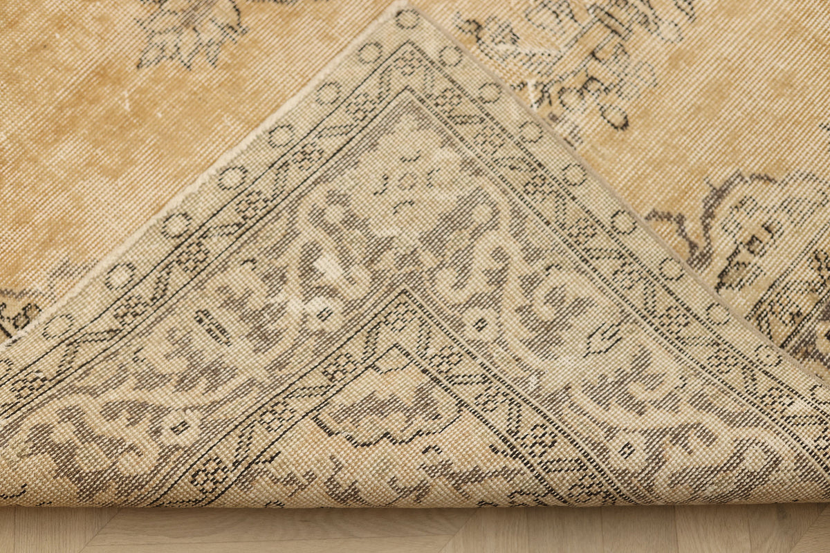 Vintage Isparta Turkish Area Rug 6x9 ft — Beige & Brown Floral (No. 58821)