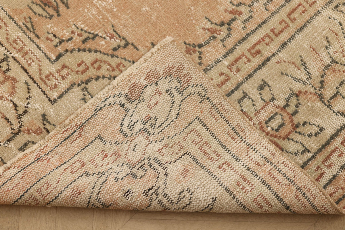 Vintage Isparta Turkish Area Rug 6x10 ft — Beige & Brown Floral