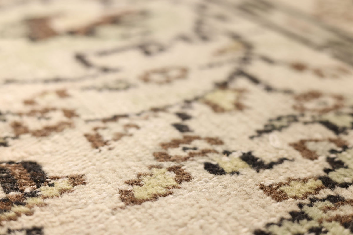 Vintage Isparta Turkish Area Rug 6x9 ft — Green & Beige Floral
