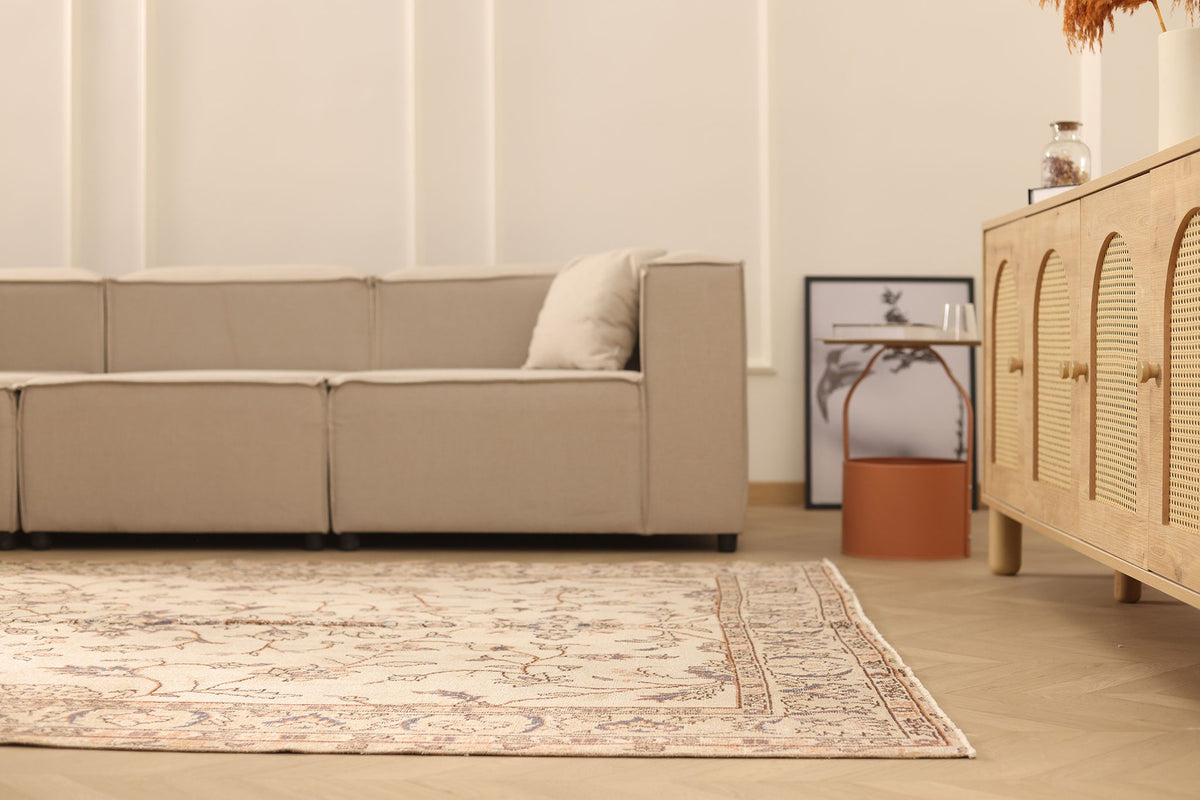 Vintage Isparta Turkish Area Rug 6x10 ft — Beige & Brown Floral