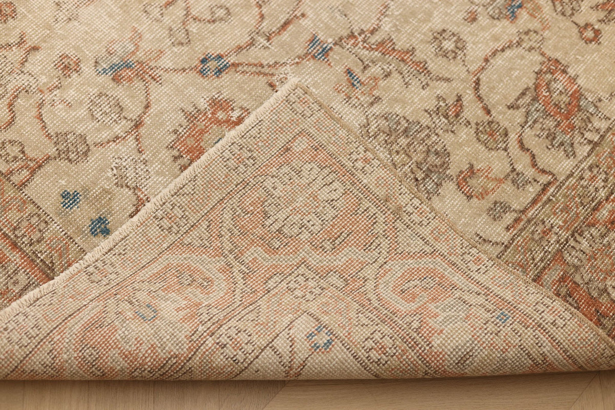 Vintage Isparta Turkish Area Rug 5x8 ft — Beige & Brown Floral