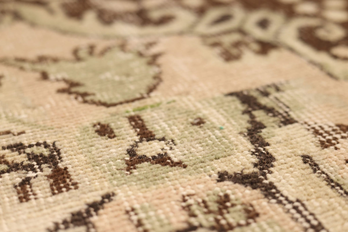 Vintage Isparta Turkish Area Rug 6x10 ft — Beige & Brown Floral