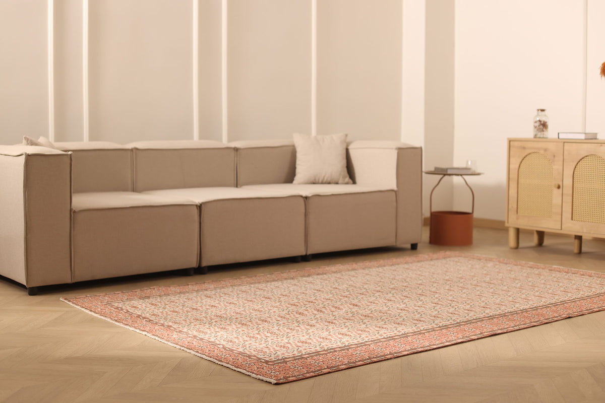 Vintage Manisa Turkish Area Rug 6x9 ft — Beige & Orange Geometric