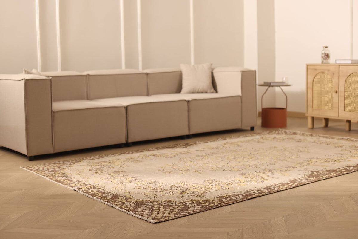 Vintage Isparta Turkish Area Rug 6x10 ft — Beige & Brown Floral