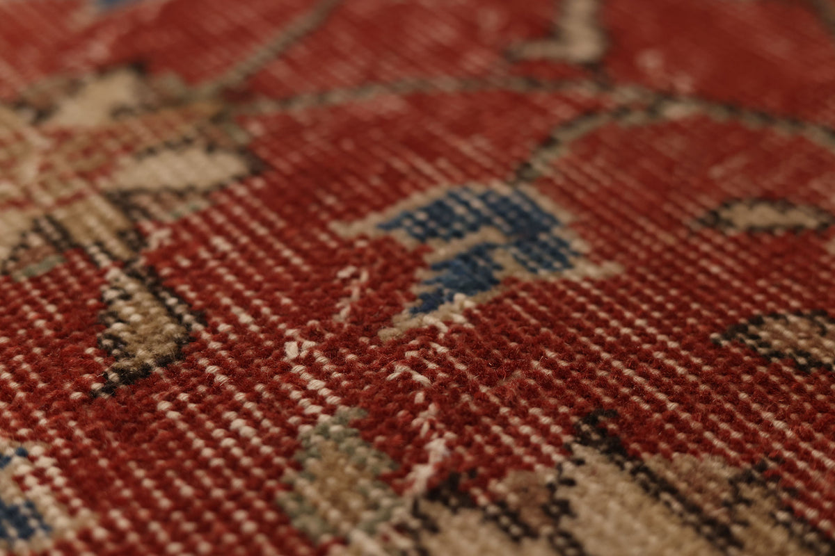 Vintage Isparta Turkish Runner Rug 2x8 ft — Red & Beige Floral