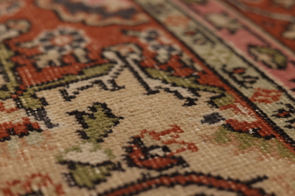 Vintage Isparta Turkish Area Rug 6x9 ft — Beige & Red Floral