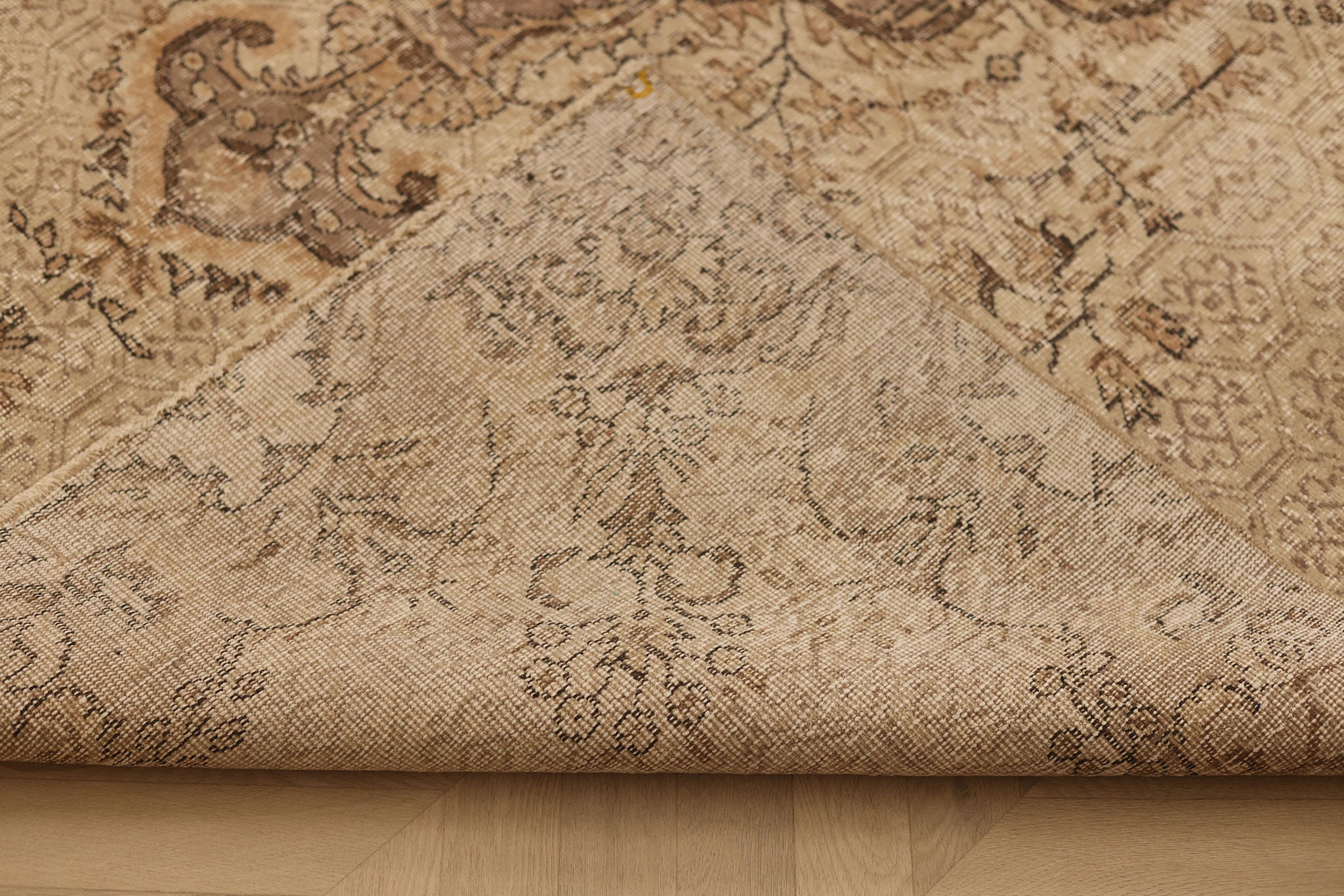 Vintage Isparta Turkish Area Rug 6x9 ft — Beige & Brown Floral (No. 59300)