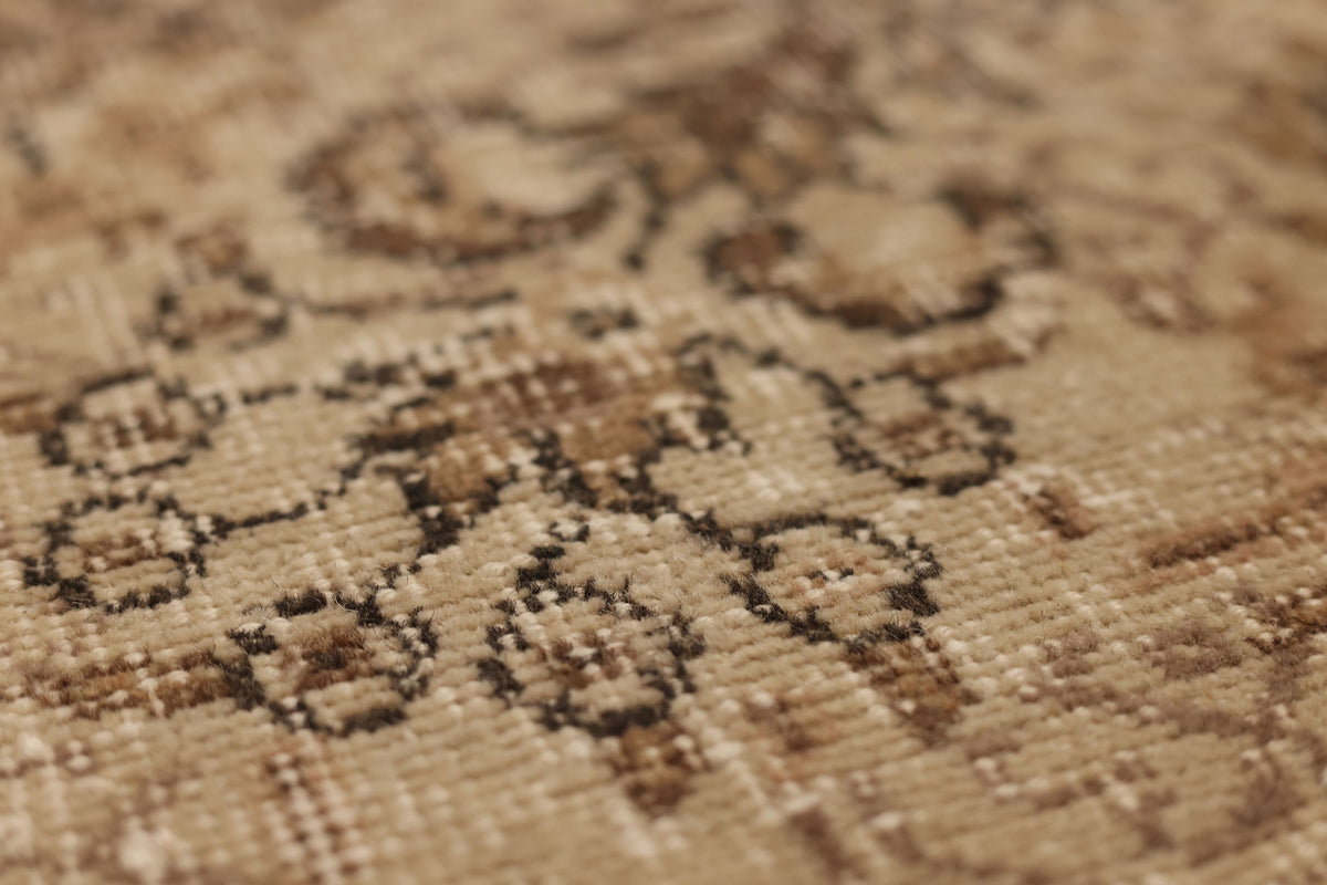 Vintage Isparta Turkish Area Rug 6x9 ft — Beige & Brown Floral (No. 59300)