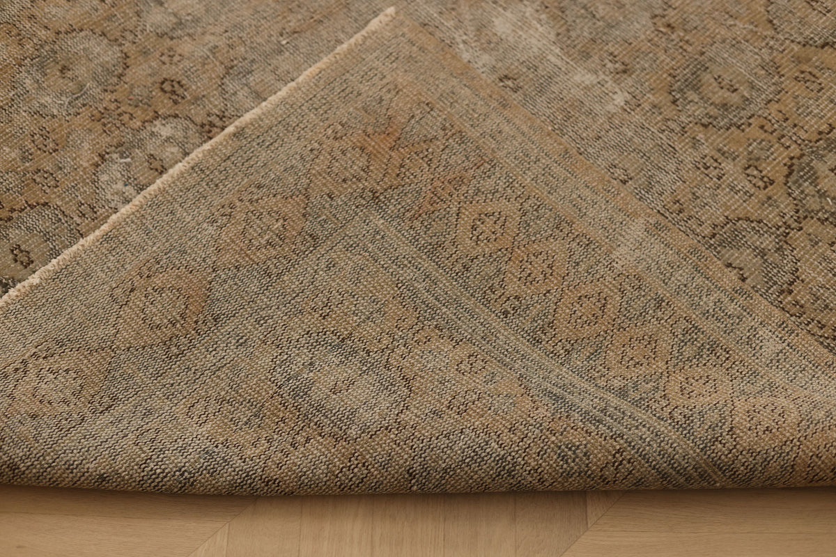 Vintage Manisa Turkish Area Rug 7x10 ft — Gray & Brown Geometric