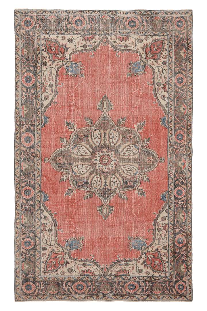 Vintage Isparta Turkish Area Rug 5x9 ft — Red & Beige Floral