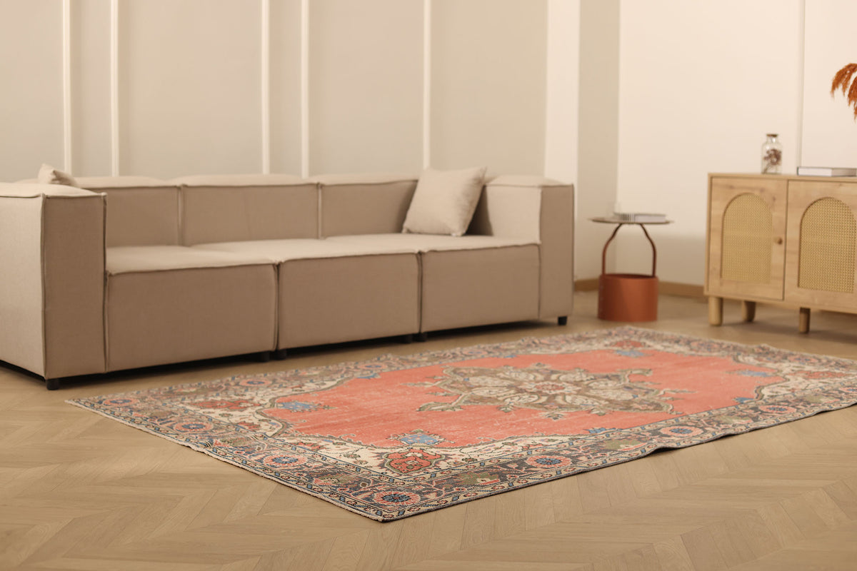 Vintage Isparta Turkish Area Rug 5x9 ft — Red & Beige Floral