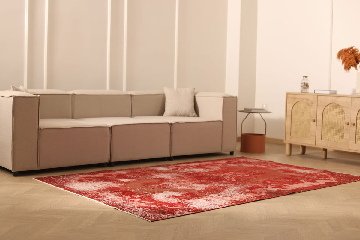 Vintage Isparta Turkish Area Rug 5x9 ft — Red Overdyed
