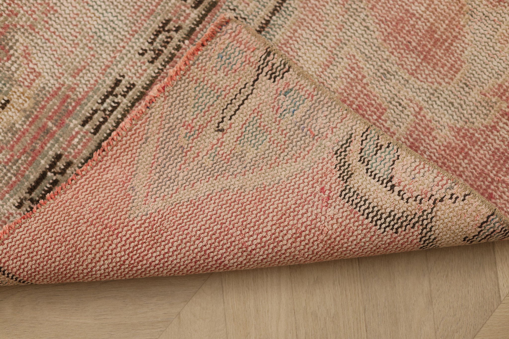 Vintage Manisa Turkish Runner Rug 2x5 ft — Pink & Beige Distressed