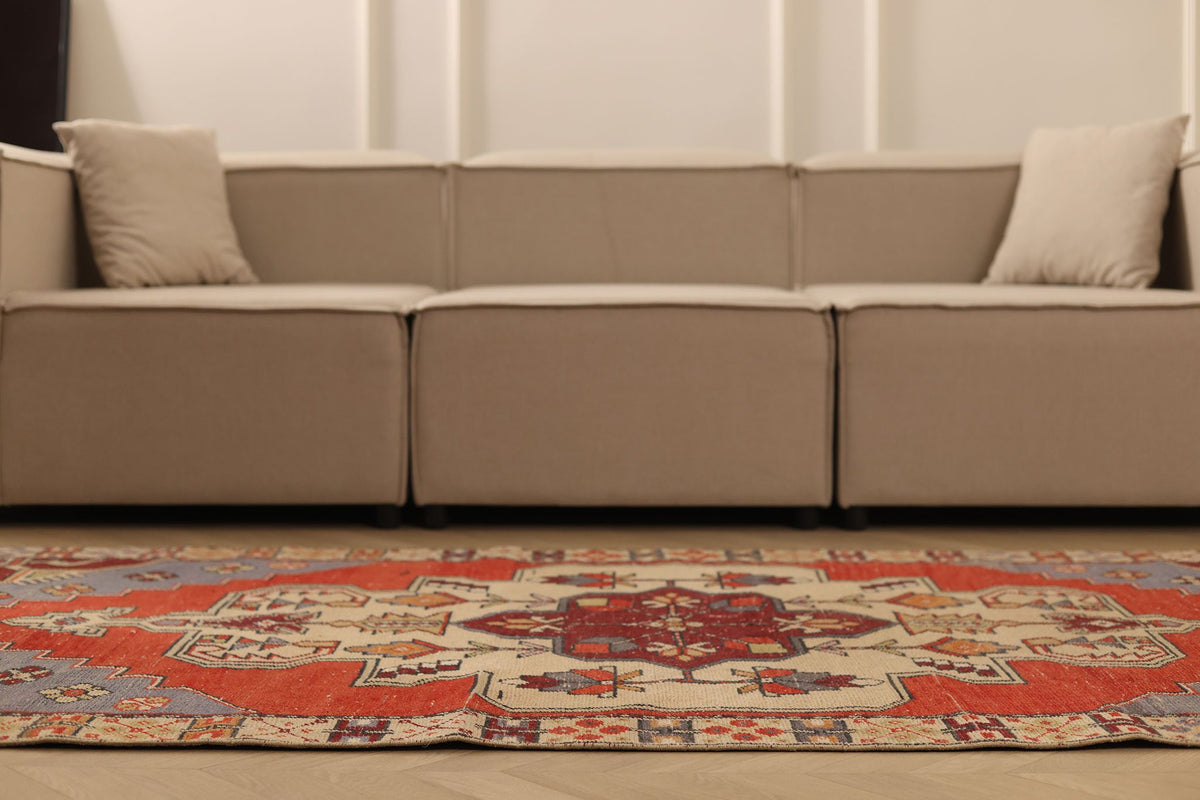 Vintage Nevşehir Turkish Runner Rug 3x8 ft — Red & Gray Geometric