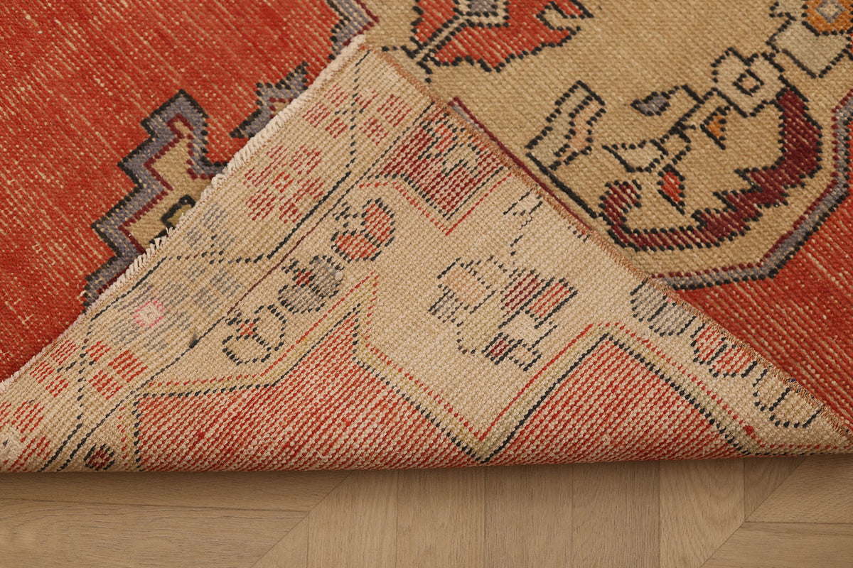 Vintage Niğde Turkish Runner Rug 3x8 ft — Red & Beige Geometric
